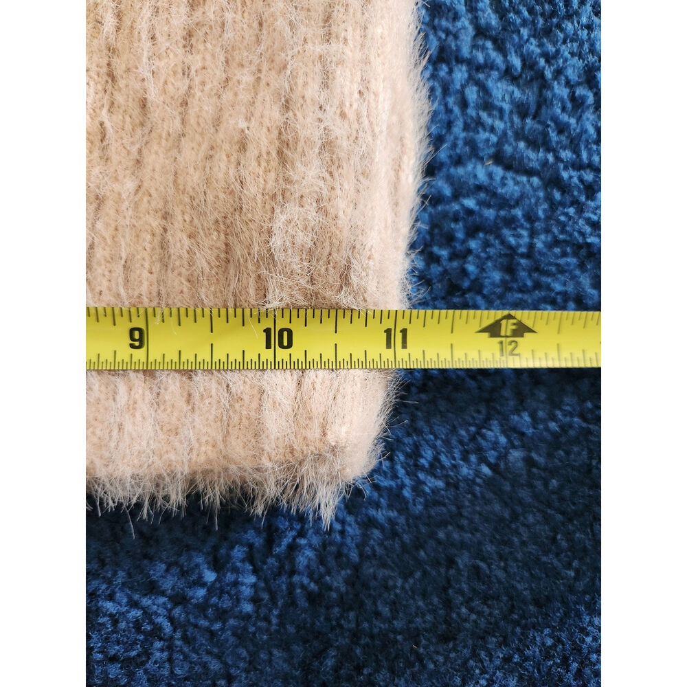 Nasty Gal Fuzzy Mini Crop Top S - Picture 3 of 4
